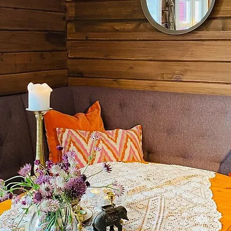 Charming On Veiholmen's Inner Harbor * Smola