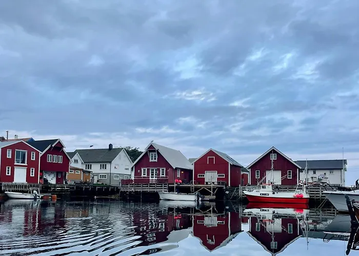 Charming On Veiholmen's Inner Harbor