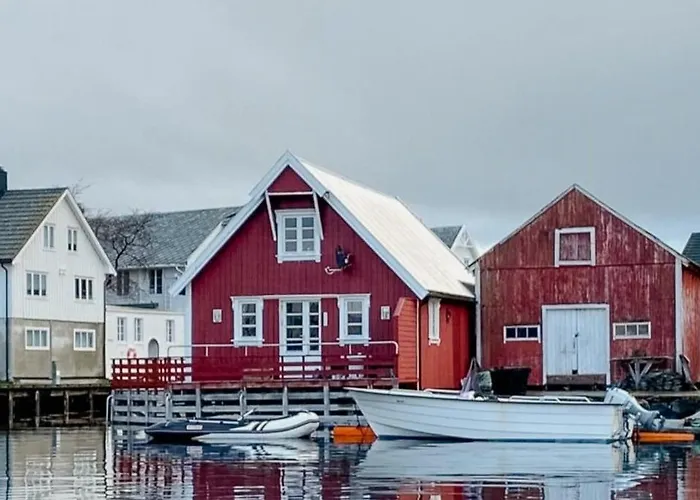 Charming On Veiholmen's Inner Harbor Tatil Evi *